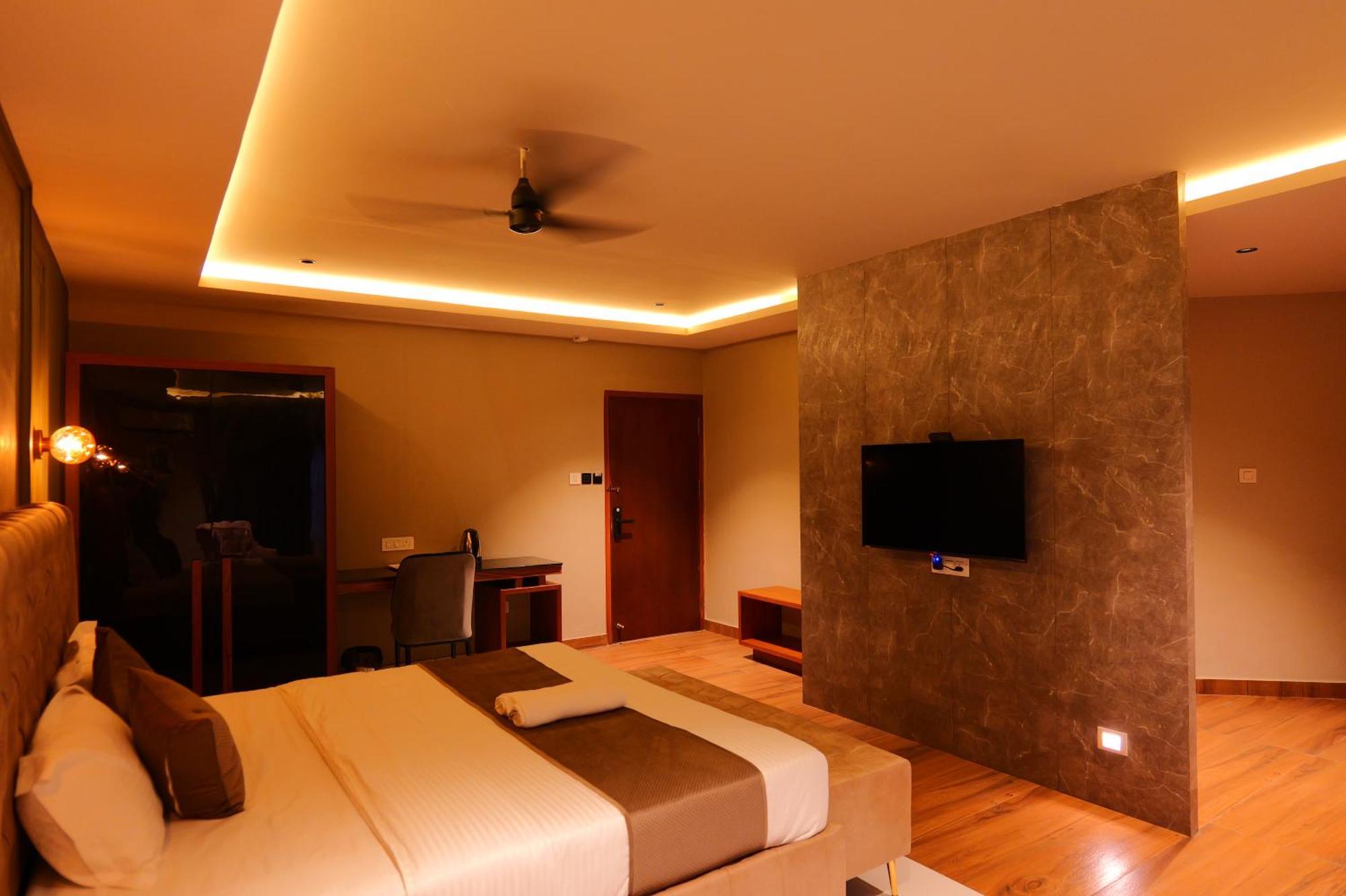 Hotel Classico International Kannangad Exterior foto